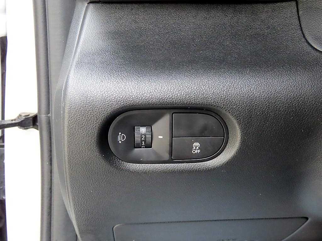 HYUNDAI Casper - Vista 12