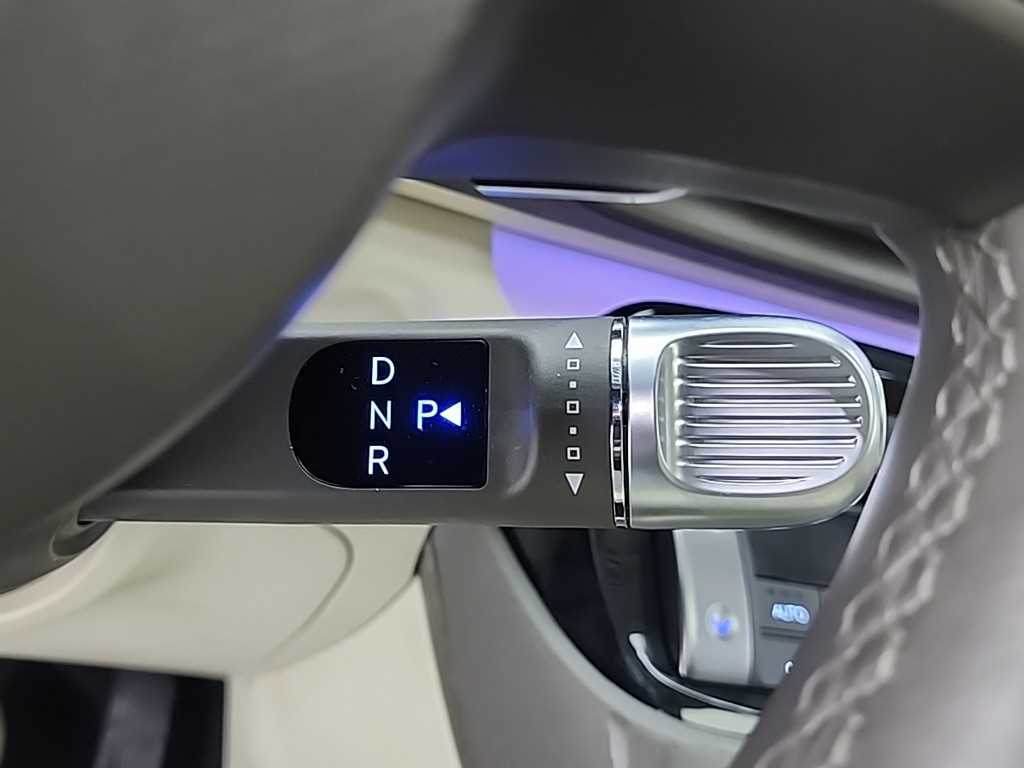 HYUNDAI Casper - Vista 8