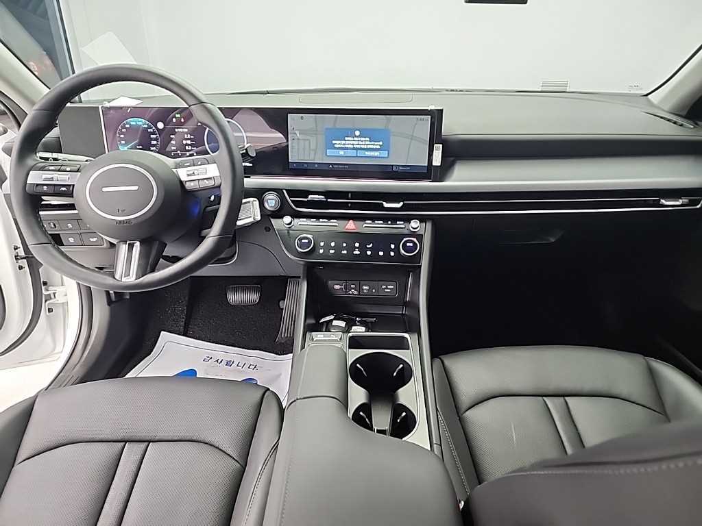 HYUNDAI Sonata - Vista 7