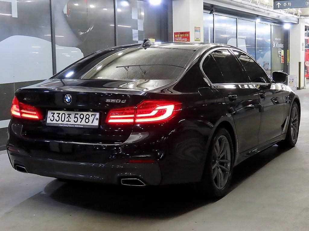 BMW 5 Series - Vista 4