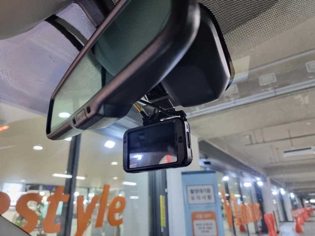 SAMSUNG QM6 - Vista 12