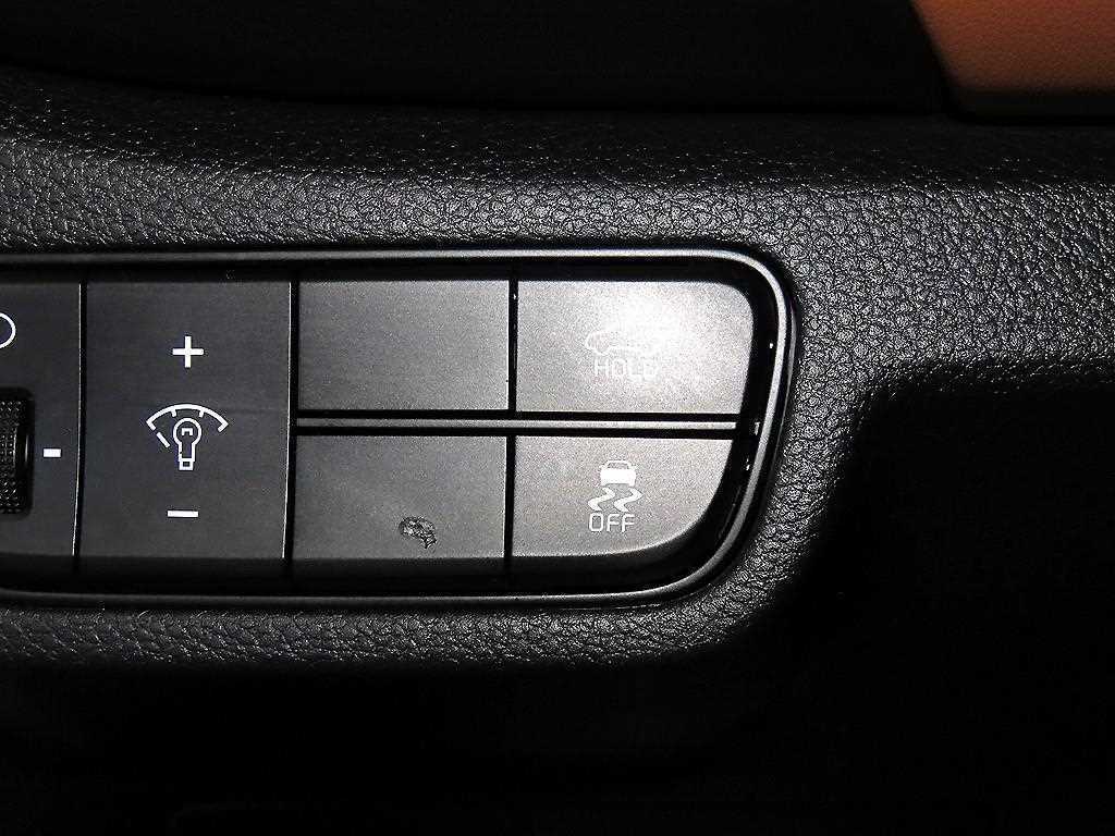 KIA Seltos 2025 Blanco - Importación desde Corea - HF Imports Iquique - Foto 14