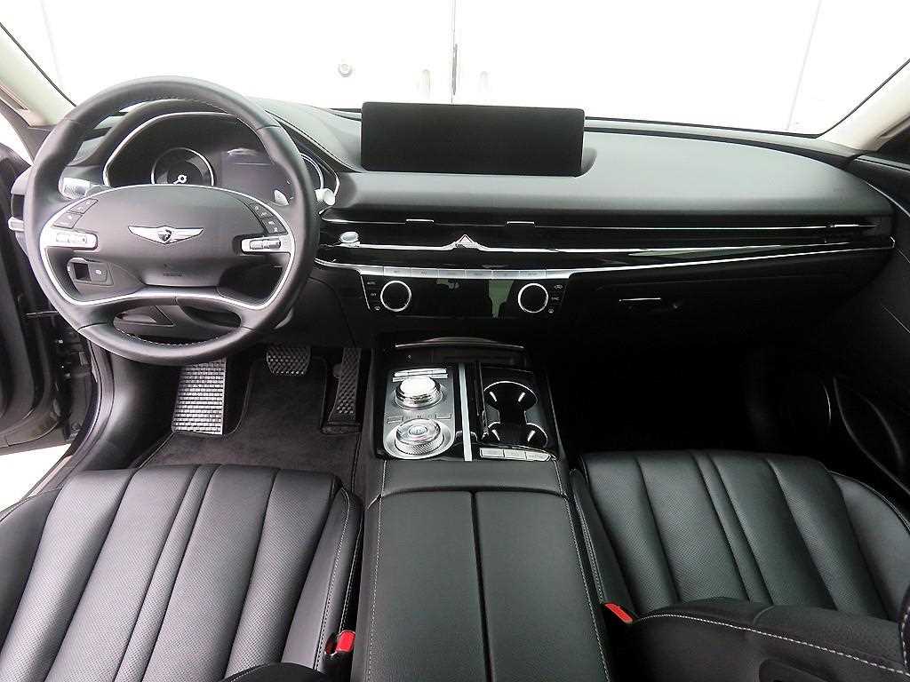 Genesis G80 - Vista 9