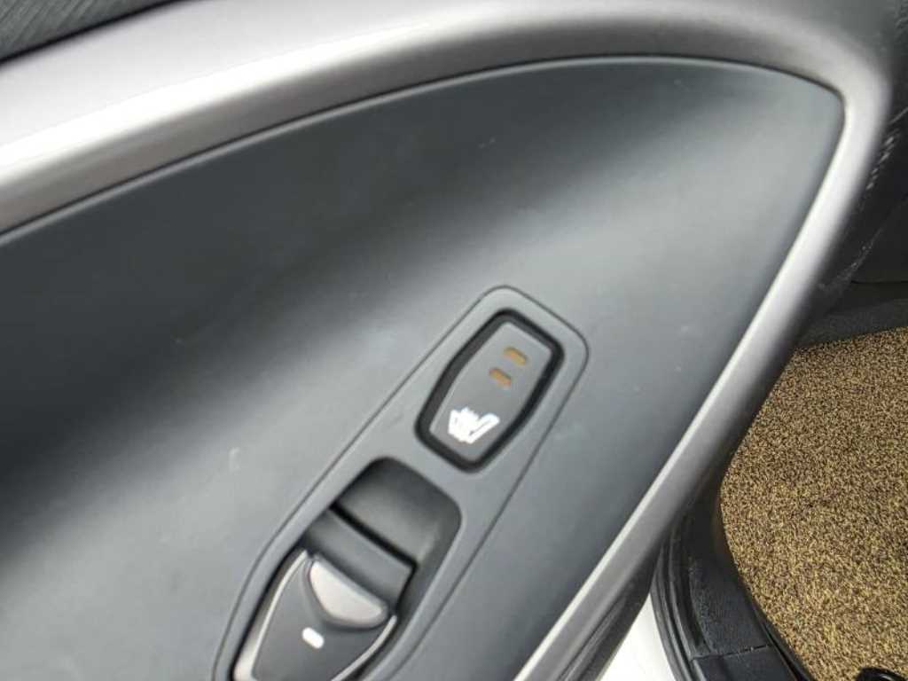 HYUNDAI Santa Fe - Vista 6