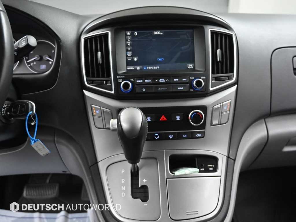 HYUNDAI Starex 2018 Gris - Importación desde Corea - HF Imports Iquique - Foto 14