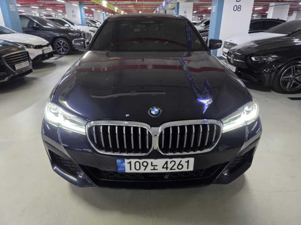 BMW 5 Series 2022 - Importación desde Corea - HF Imports Iquique - Foto 1