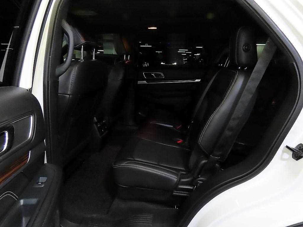 Ford Explorer - Vista 7