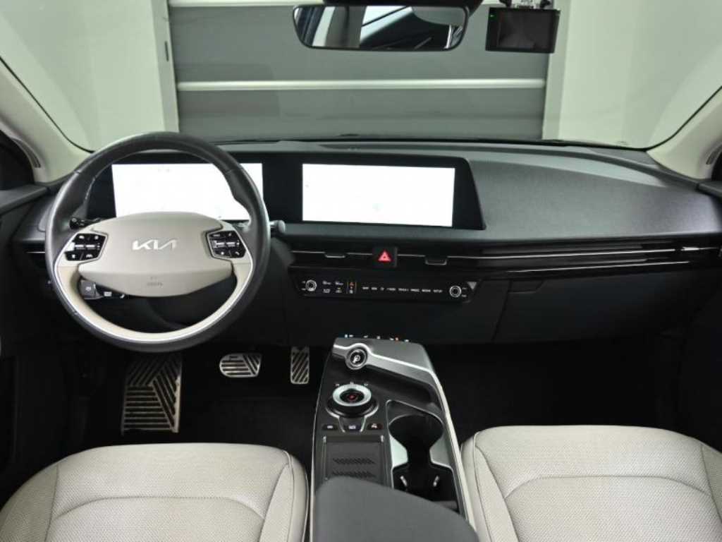 KIA EV6 - Vista 8