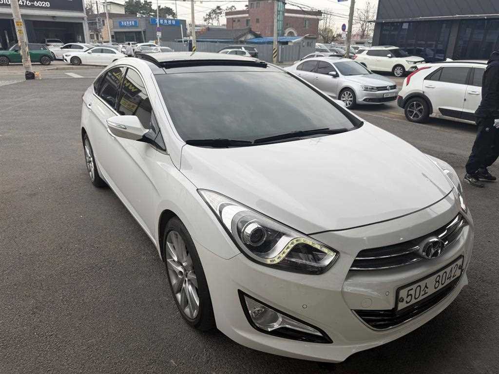 HYUNDAI i40 - Vista 2