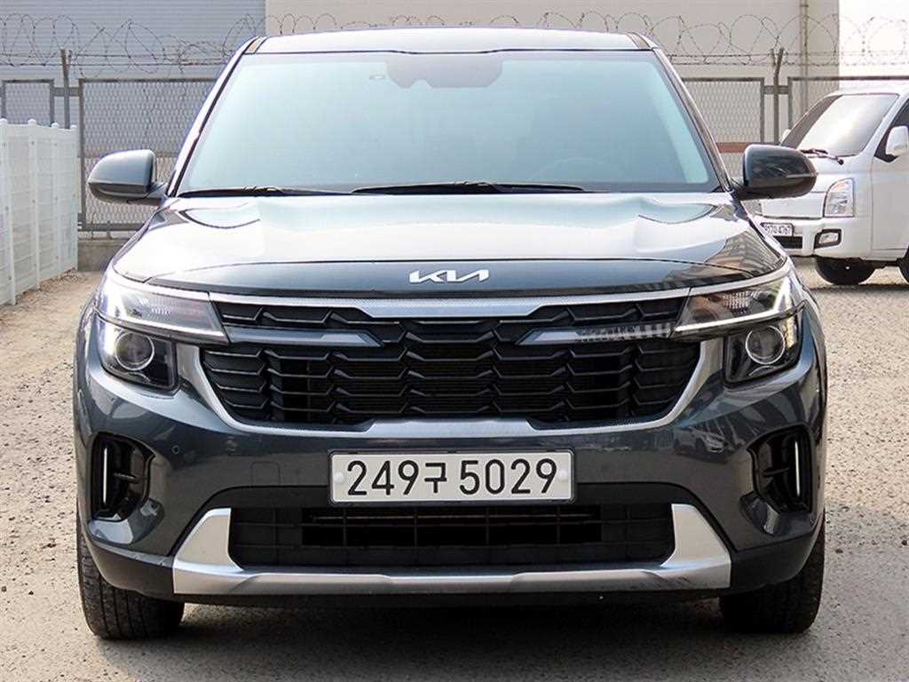 KIA Seltos - Vista 2