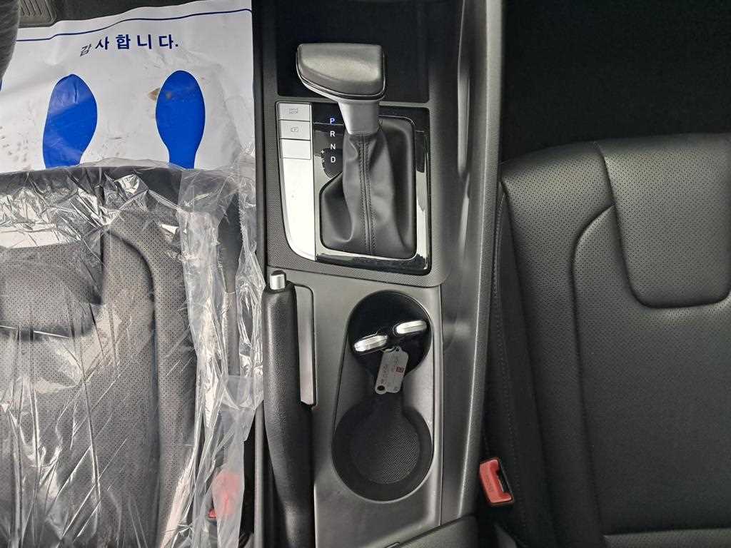 HYUNDAI Avante 2023 Blanco - Importación desde Corea - HF Imports Iquique - Foto 14