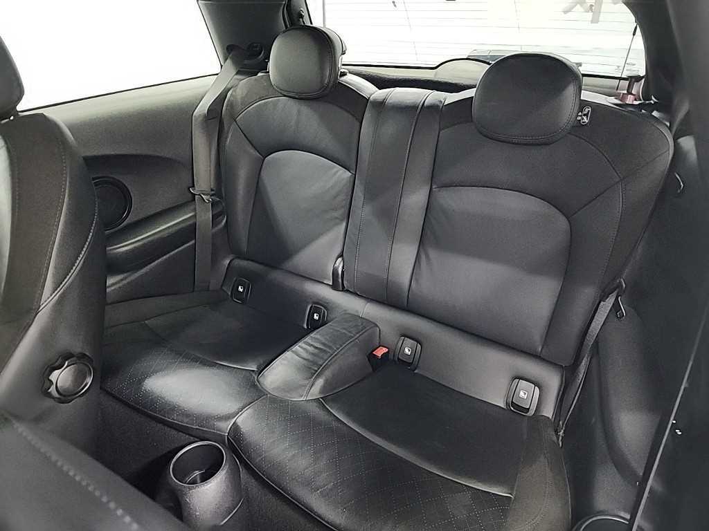 Mini Cooper Electric - Vista 5