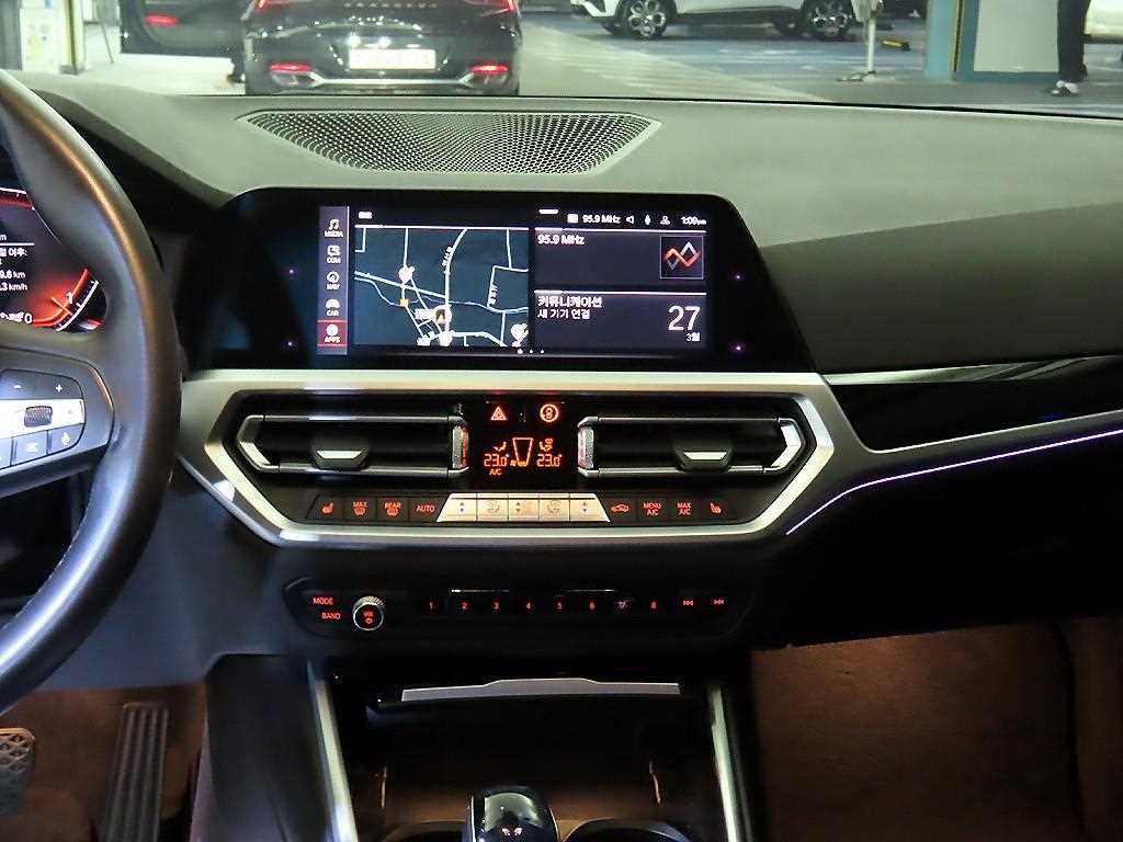 BMW 3 series - Vista 11