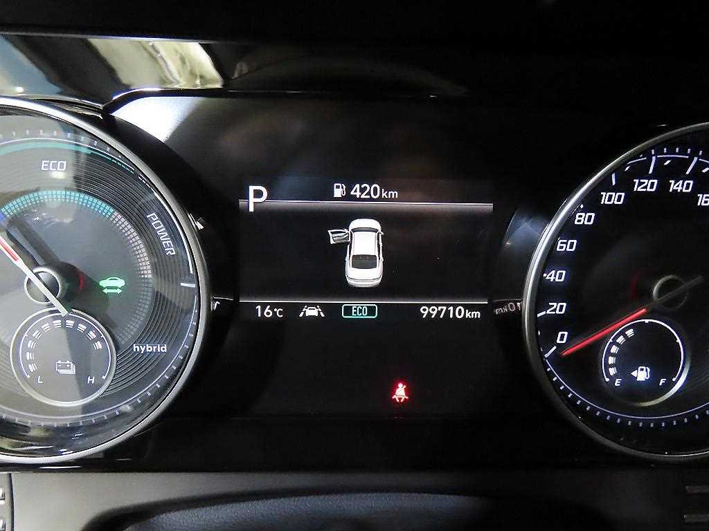 HYUNDAI Grandeur - Vista 9