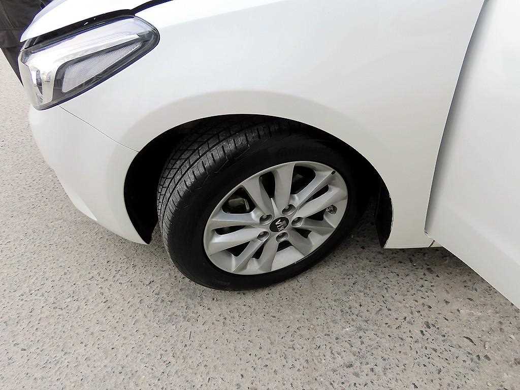 KIA K3 2016 Blanco - Importación desde Corea - HF Imports Iquique - Foto 18