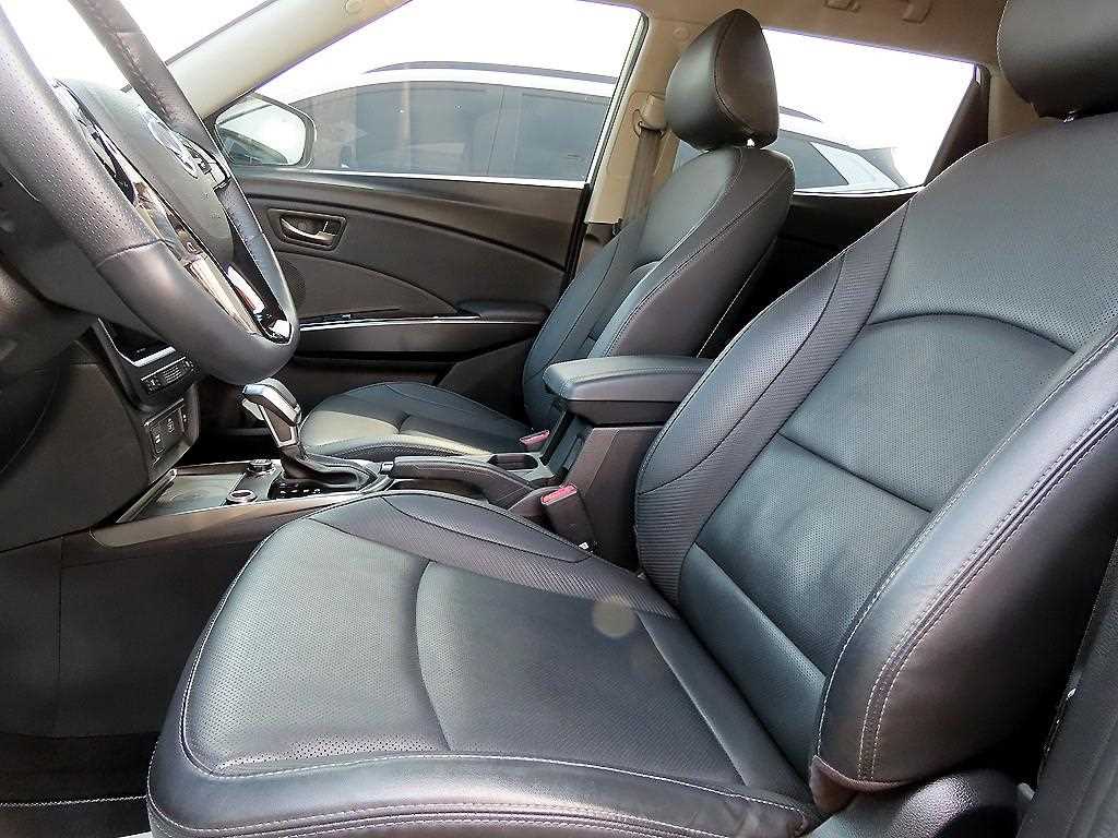 Ssangyong Tivoli - Vista 5