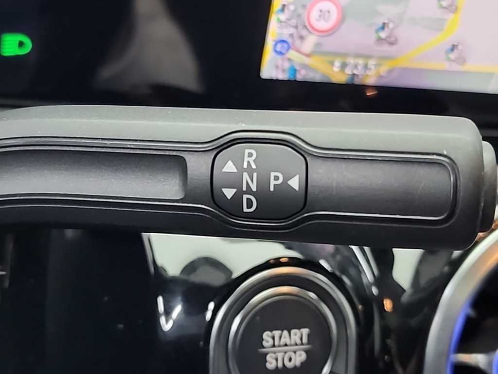 Mercedes Benz EQA - Vista 9