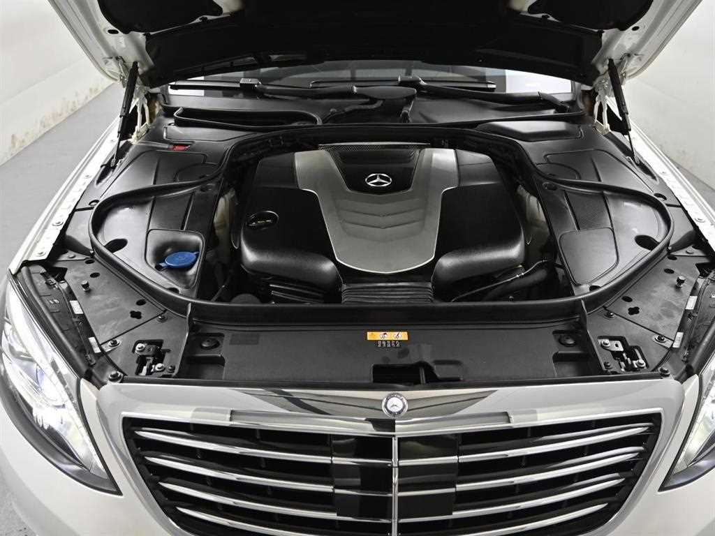 Mercedes Benz S Class - Vista 6