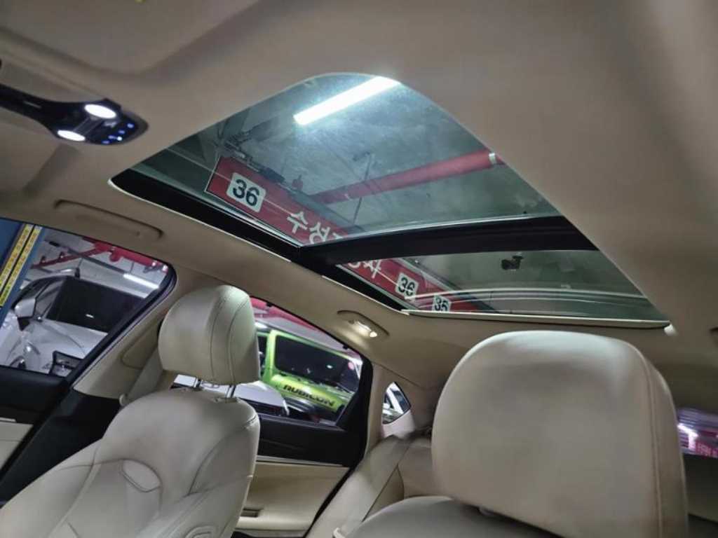 HYUNDAI Grandeur - Vista 8