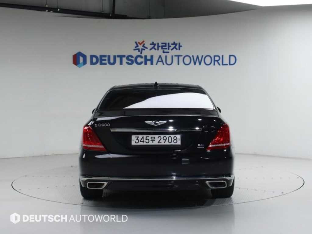 Genesis EQ900 - Vista 4