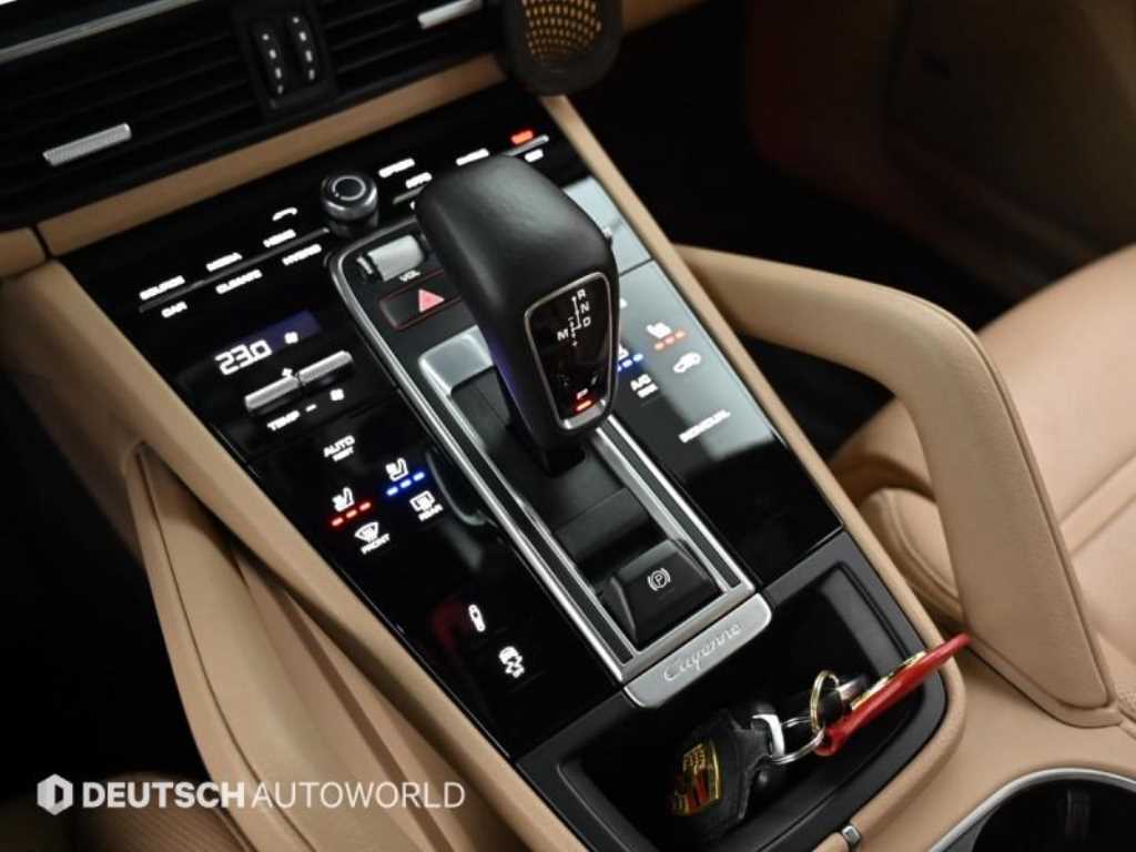 Porsche Cayenne - Vista 9