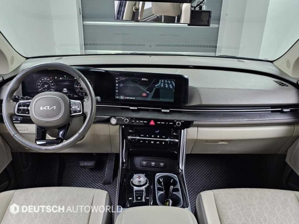 KIA Carnival - Vista 8