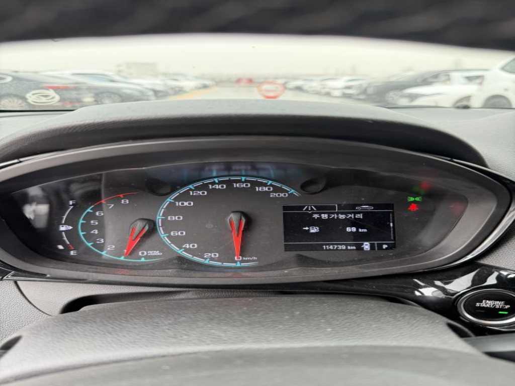 Chevrolet Spark - Vista 10