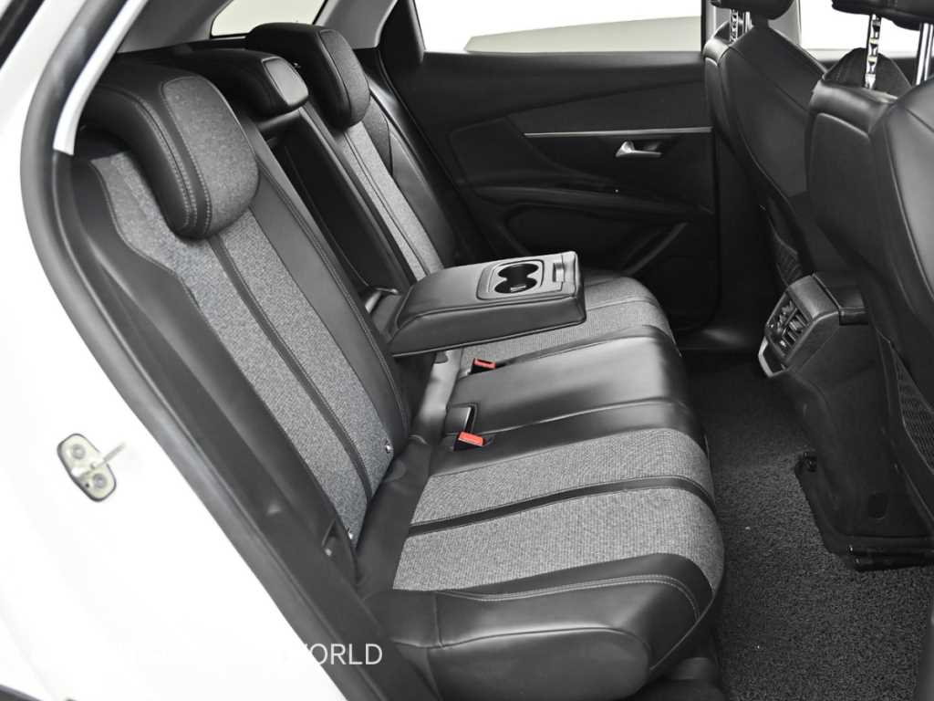 Peugeot 3008 - Vista 12