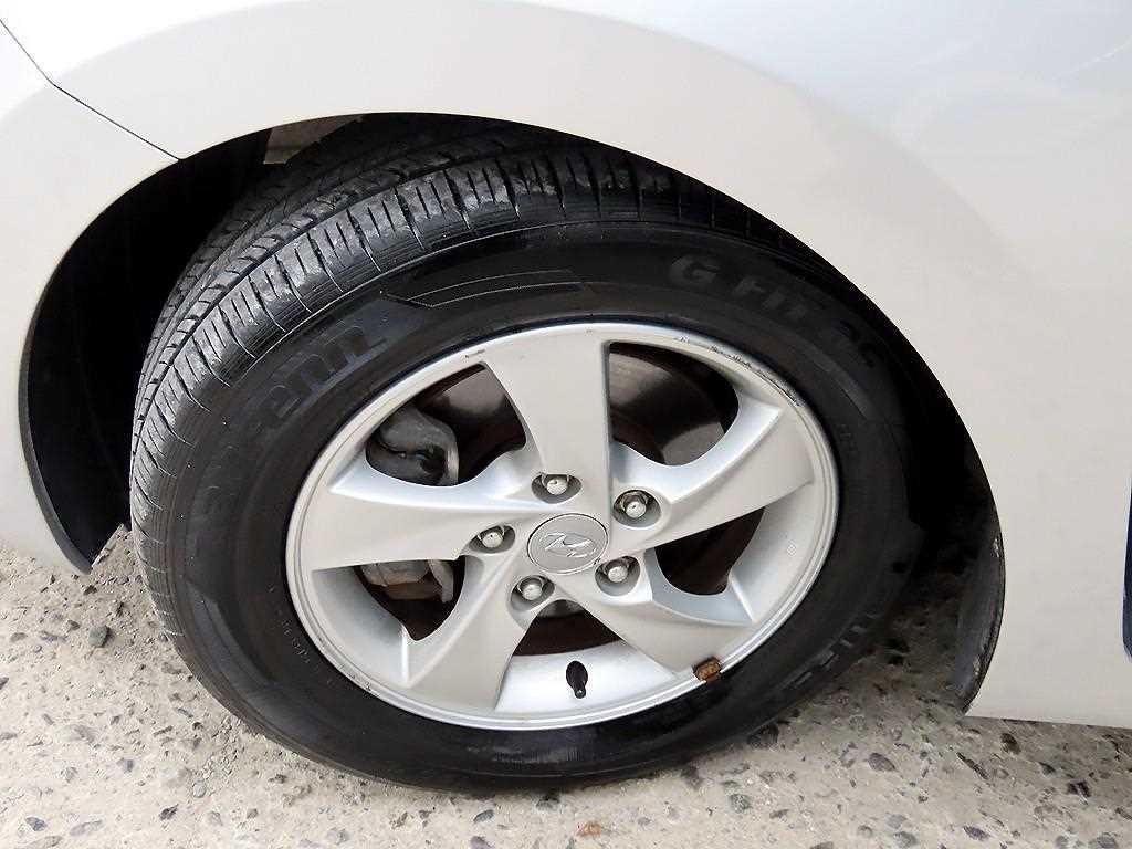 HYUNDAI Avante 2015 Gris - Importación desde Corea - HF Imports Iquique - Foto 20