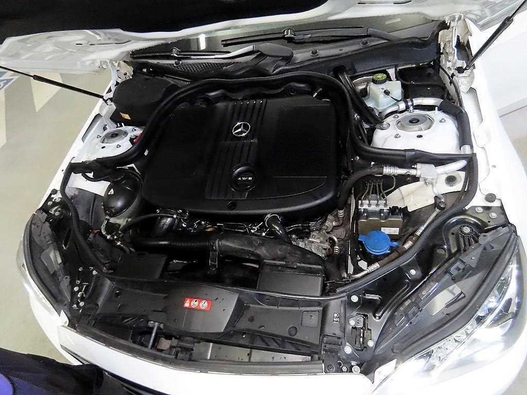 Mercedes Benz E class 2014 Blanco - Importación desde Corea - HF Imports Iquique - Foto 19