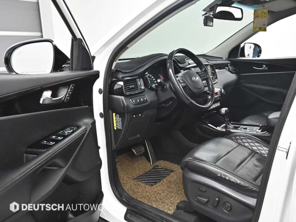 KIA Sorento - Vista 11