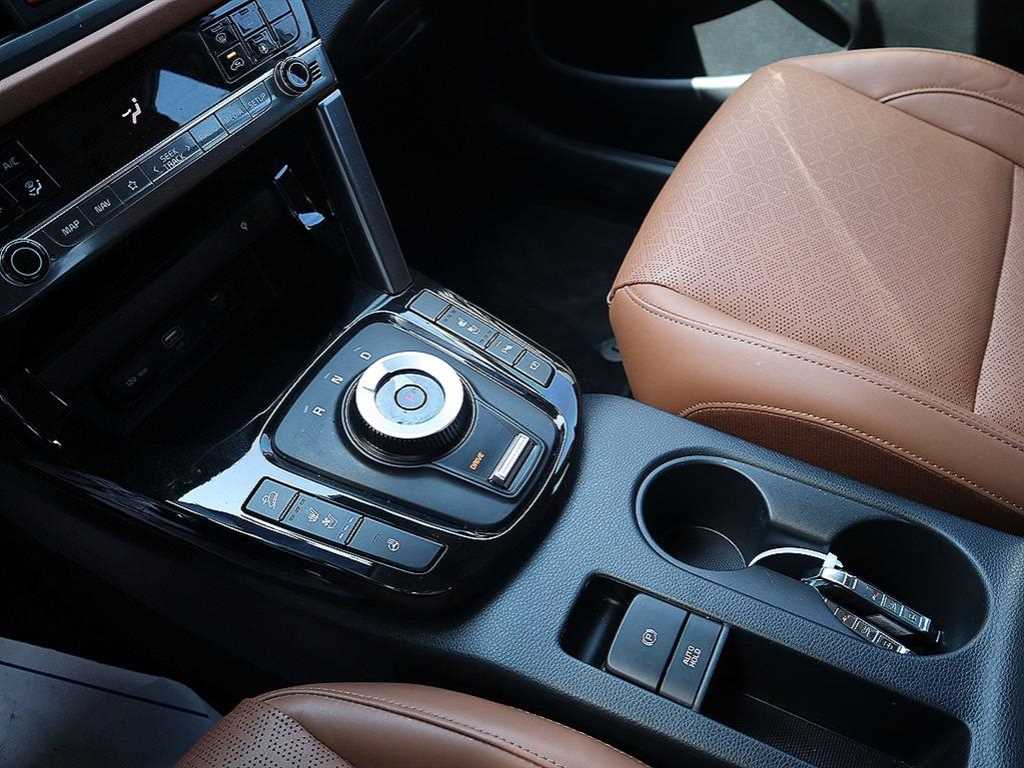 KIA Seltos - Vista 12