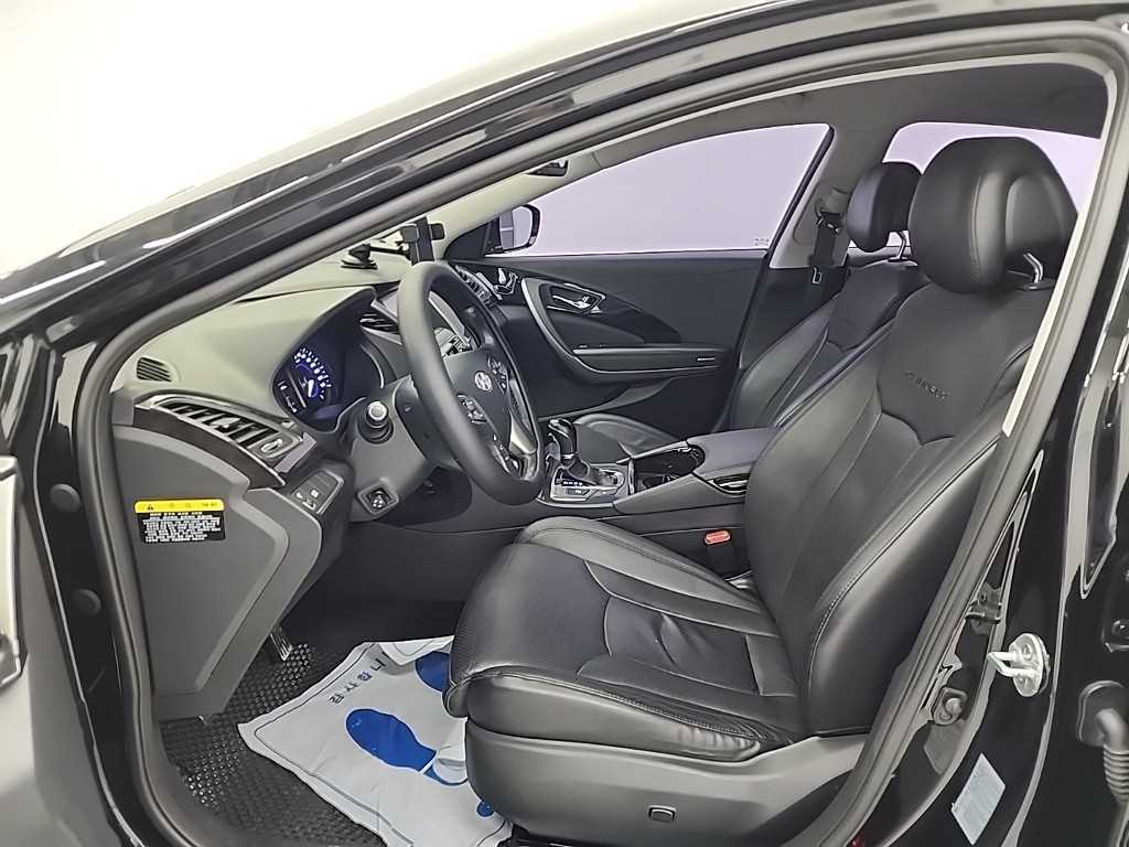 HYUNDAI Grandeur - Vista 11