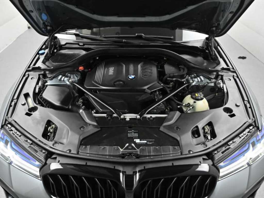 BMW 5 Series - Vista 6