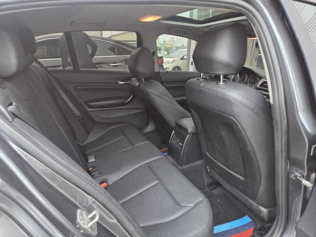 BMW 1 series - Vista 4