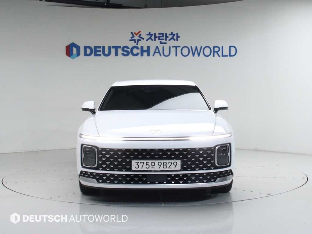 HYUNDAI Grandeur - Vista 3