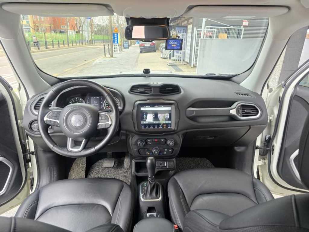 Jeep Renegade - Vista 10