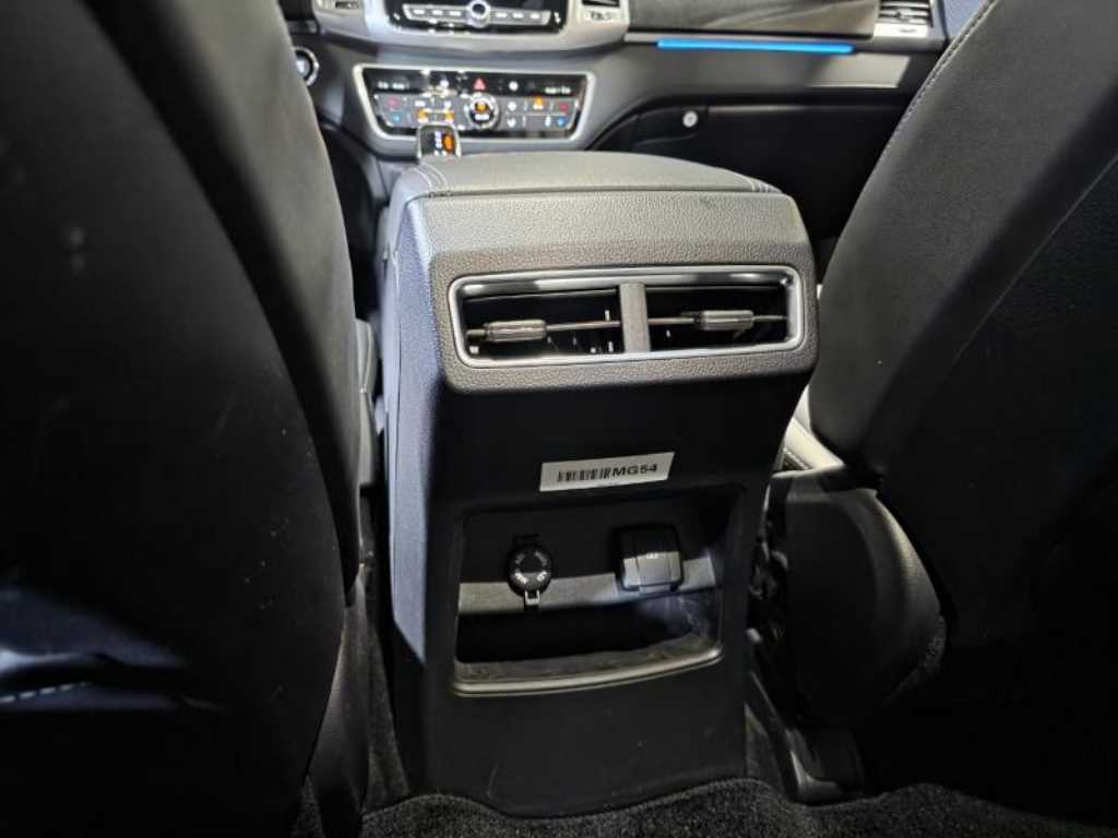 Ssangyong Rexton - Vista 9