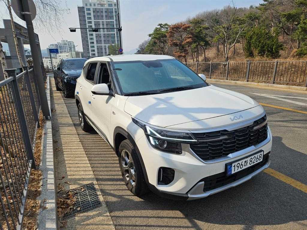 KIA Seltos - Vista 2