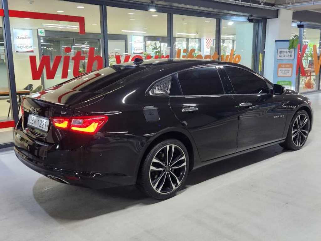 Chevrolet Malibu - Vista 4