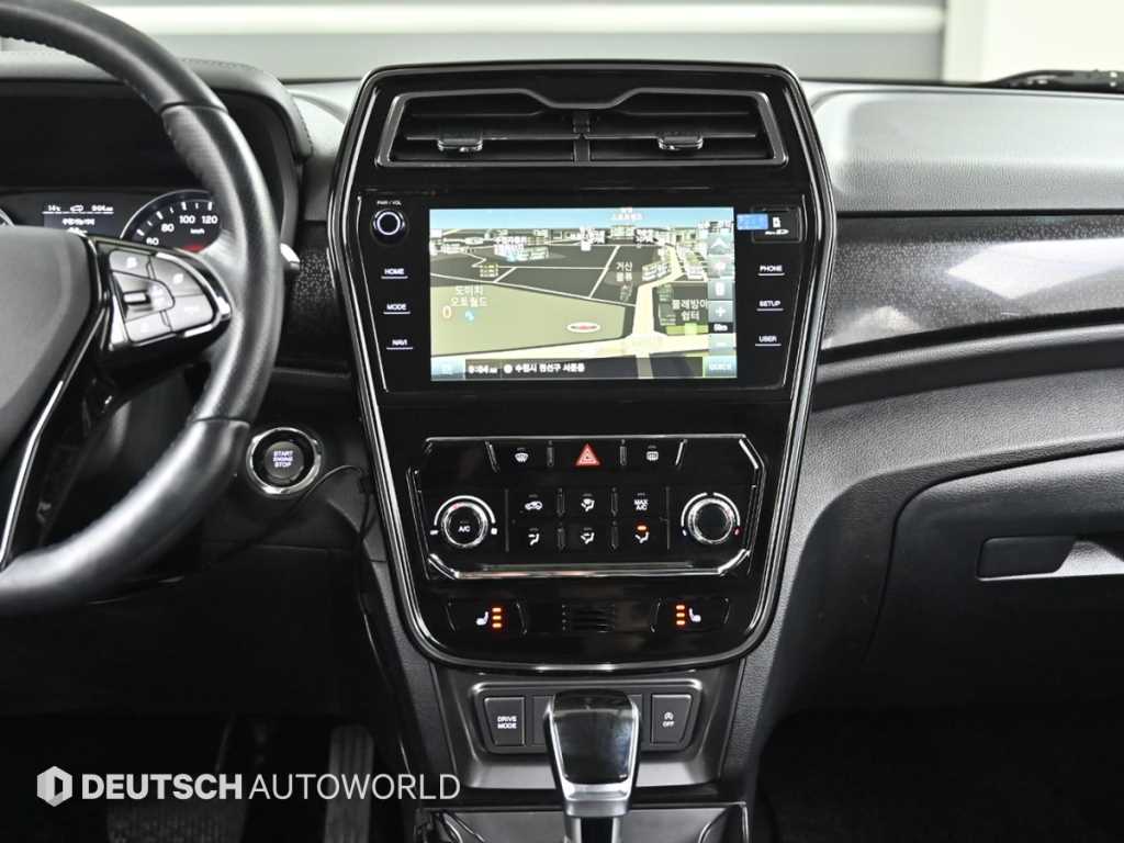 Ssangyong Tivoli 2021 Blanco - Importación desde Corea - HF Imports Iquique - Foto 14