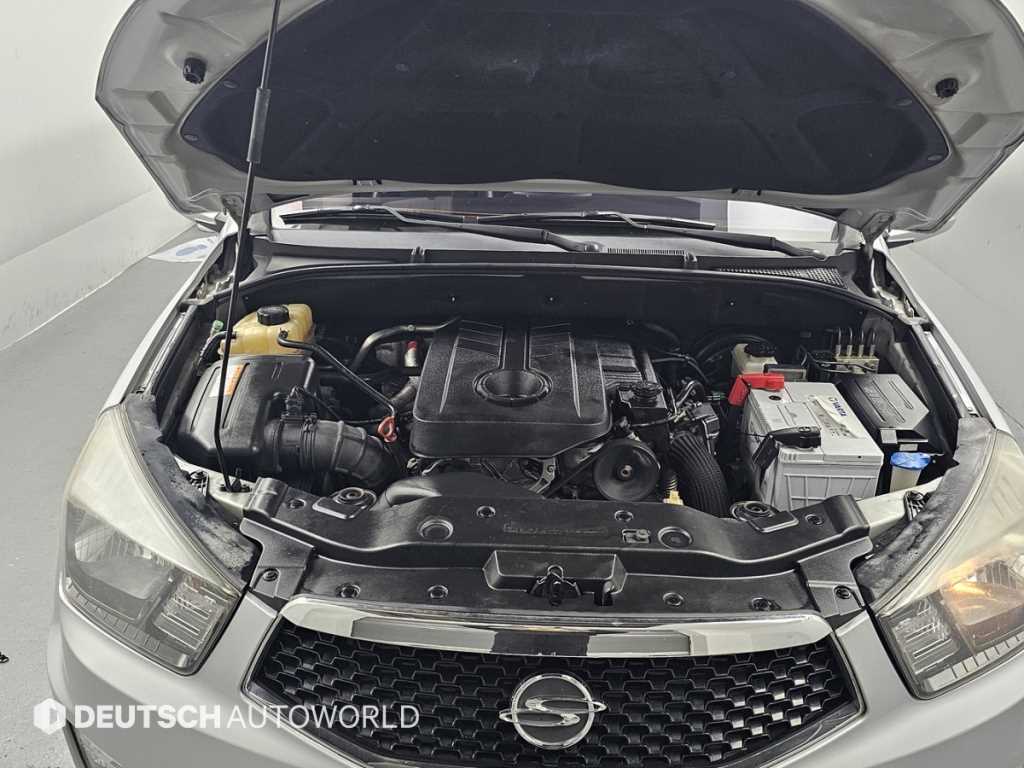 Ssangyong Korando - Vista 6