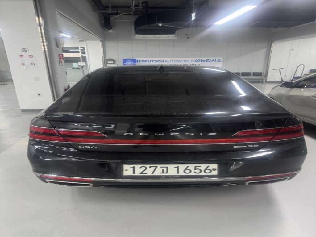 Genesis G90 - Vista 2