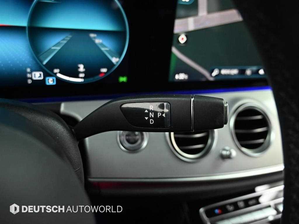 Mercedes Benz E class - Vista 9