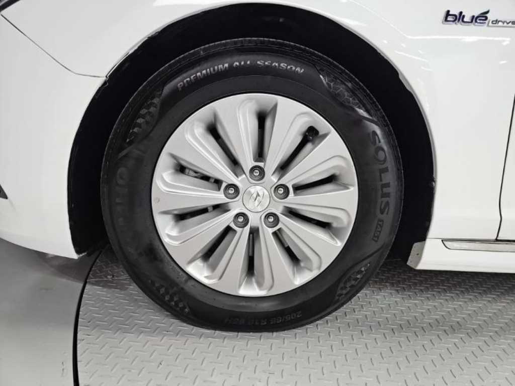 HYUNDAI Sonata 2015 Blanco - Importación desde Corea - HF Imports Iquique - Foto 19