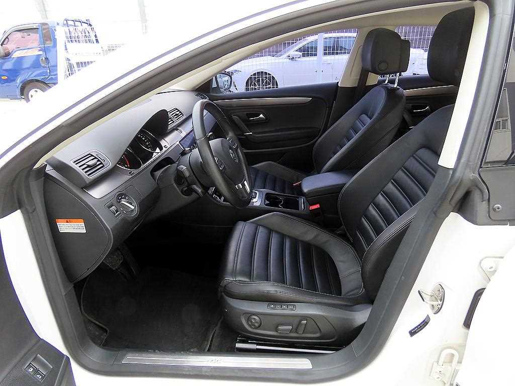 Volkswagen CC - Vista 5