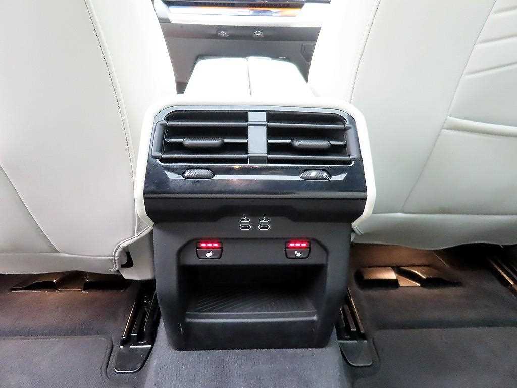 BMW 5 Series 2025 Blanco - Importación desde Corea - HF Imports Iquique - Foto 17