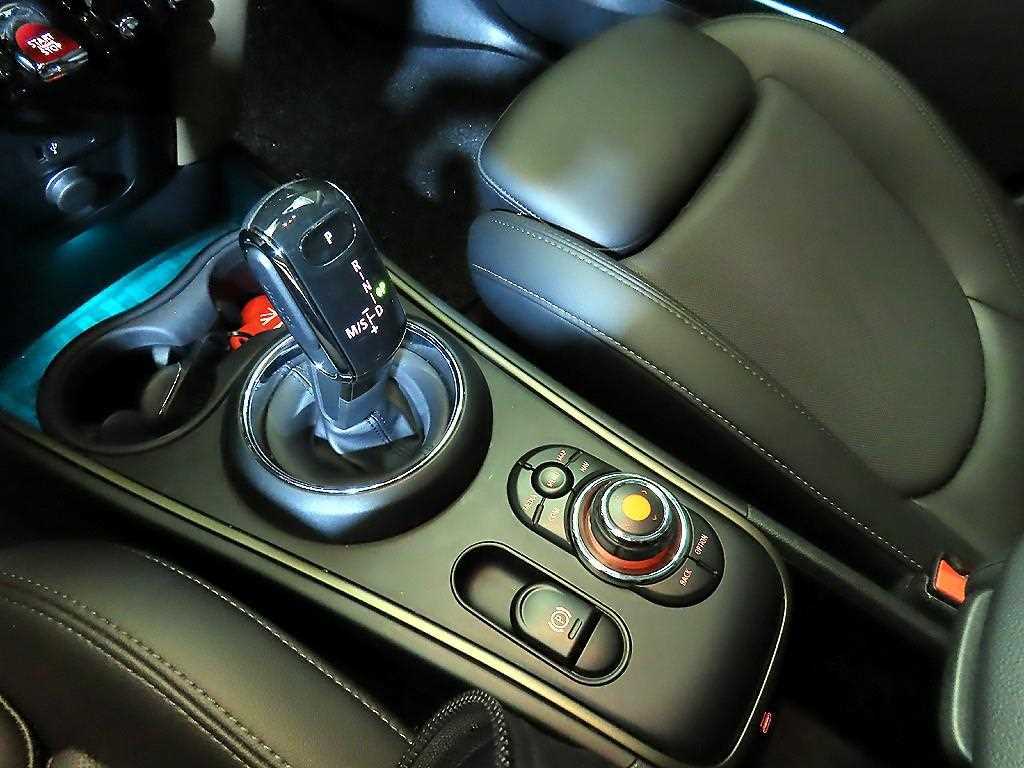 Mini Countryman - Vista 12