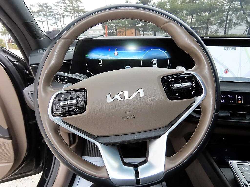 KIA K8 - Vista 8