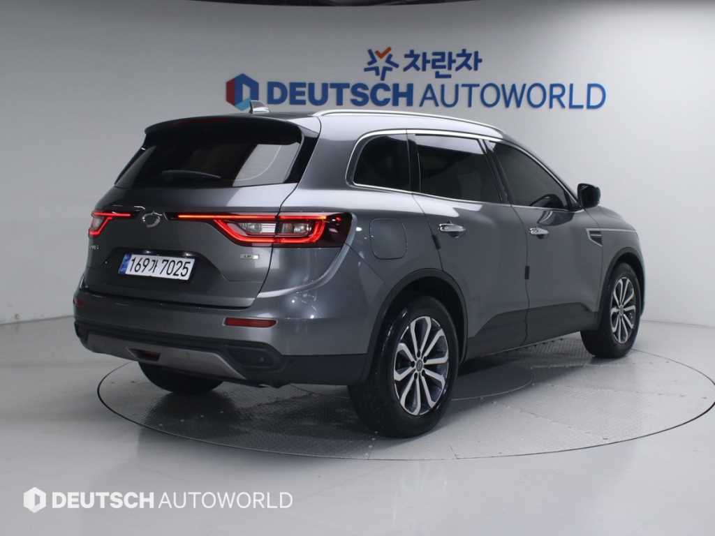 SAMSUNG QM6 - Vista 4